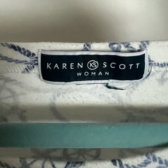 Karen Scott Woman 1X white & blue nautical print wide neck short sleeve shirt - Picture 3 of 4